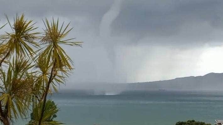 Click to enlarge The spout appears to have formed around 4.15pm and travelled for at least 10 minutes.
