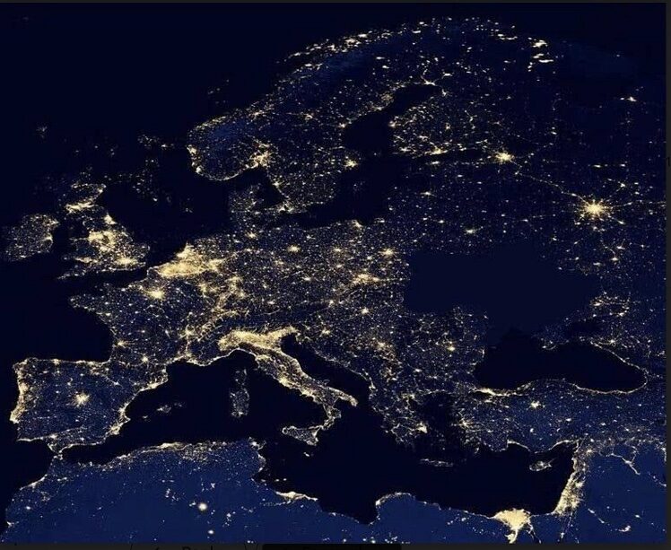 Click to enlarge Ukraine Plunged Into Darkness
