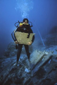 bronze age shipwreck