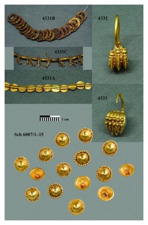 Click to enlarge gold objects from Troy