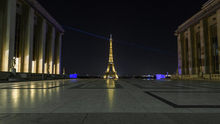 Click to enlarge Eiffel Tower