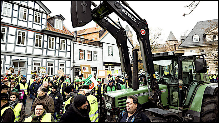 tractor