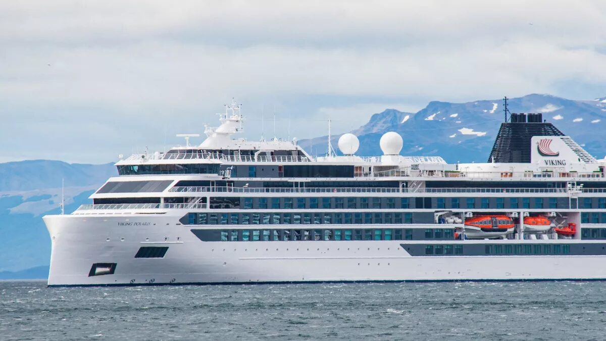 Click to enlarge Viking Polaris,