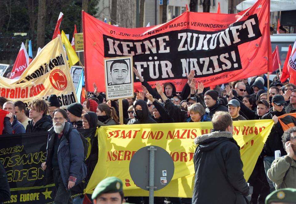 Anti-neo-Nazi protesters germany