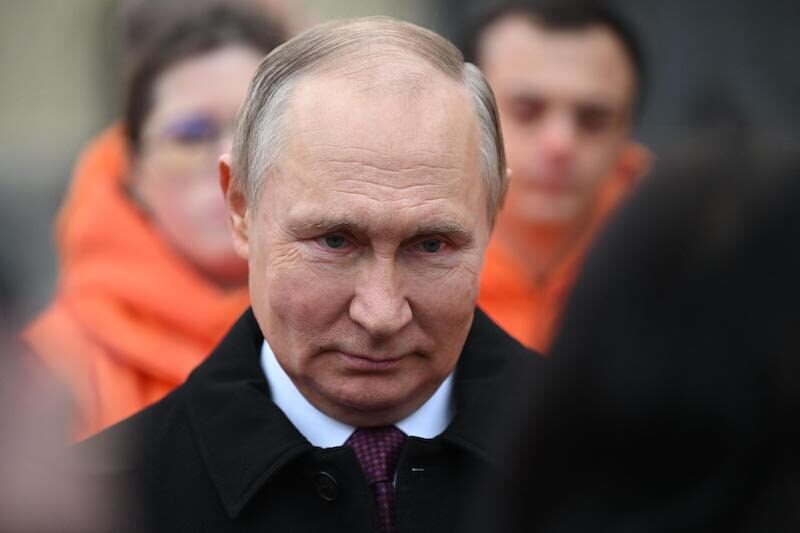 Click to enlarge Putin