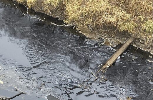 Click to enlarge oil pipeline kansas spill