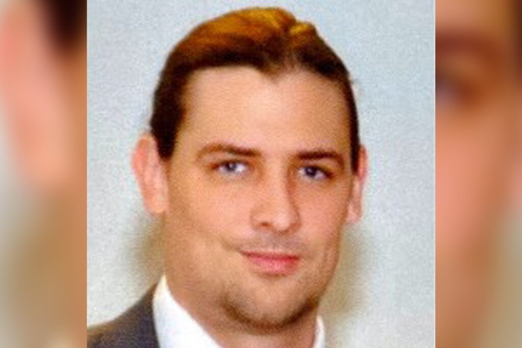 Click to enlarge Matthew Williams fbi twitter employee