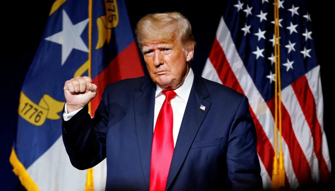 trump fist raised