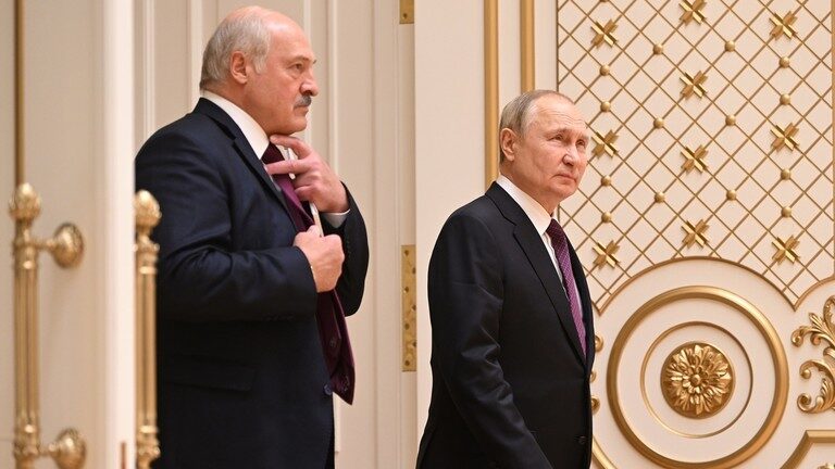 Click to enlarge Vladimir Putin, Alexander Lukashenko