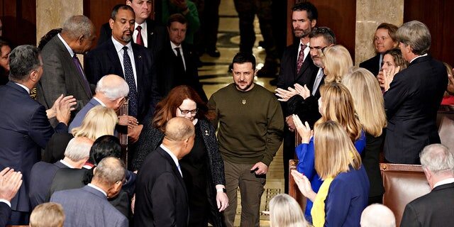 Click to enlarge zelensky congress speech