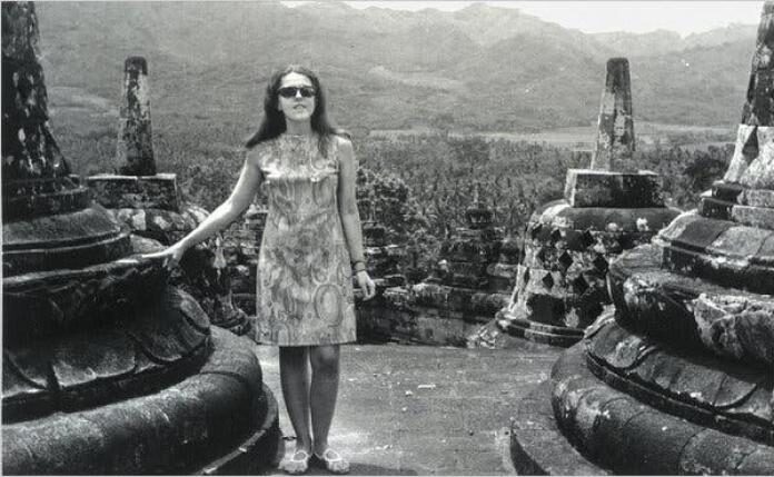 obama mother indonesia