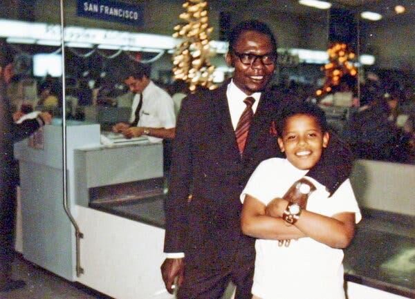 Barack Obama, Sr., and Barack in Honolulu airport in 1971.