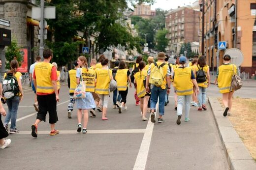 CCL staffers with yellow vests