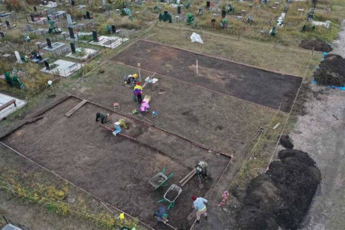 Shinnoye cemetery,