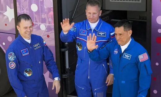 Click to enlarge astronauts