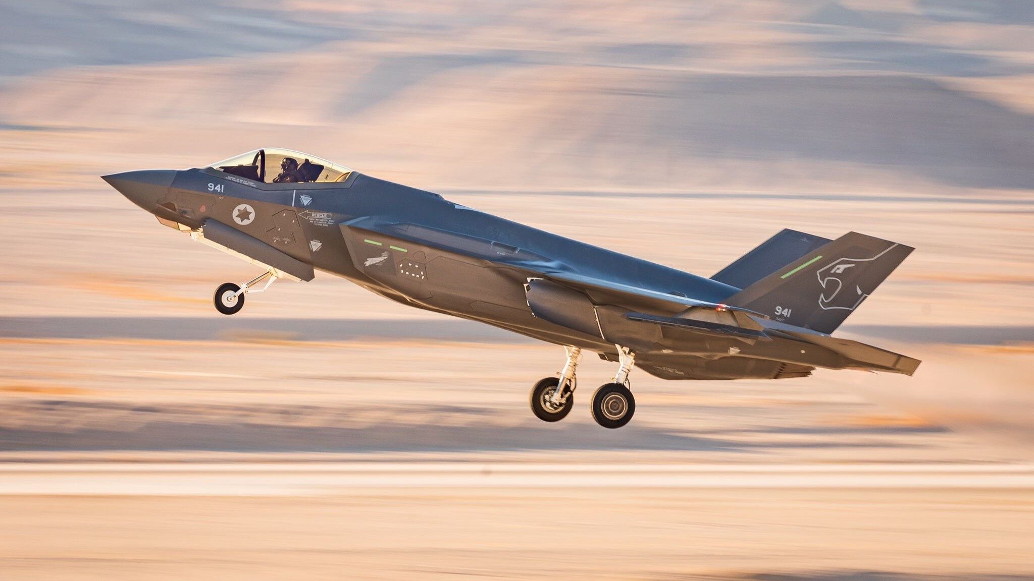 Click to enlarge f-35 jet