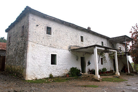 Click to enlarge house kosovo organs