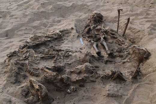 child burial egypt