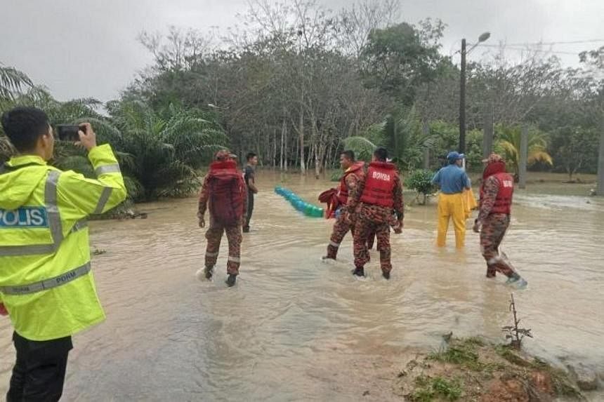 The number of flood victims in Johor is expected to continue to rise due to the ongoing heavy rain.