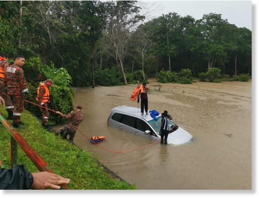 Flood rescue in Johor, Malaysia, 24 January 2023.