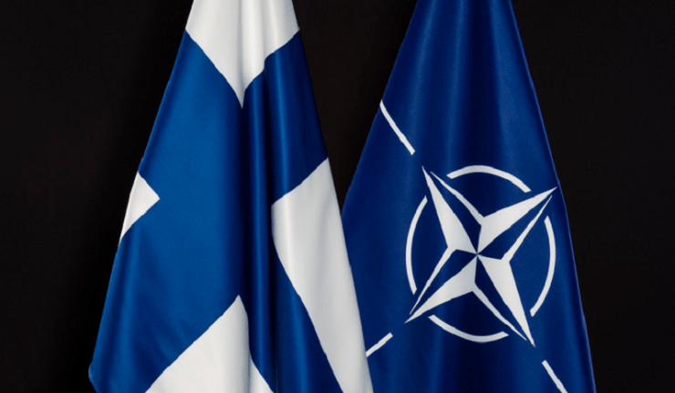 Click to enlarge drapeau finlande otan