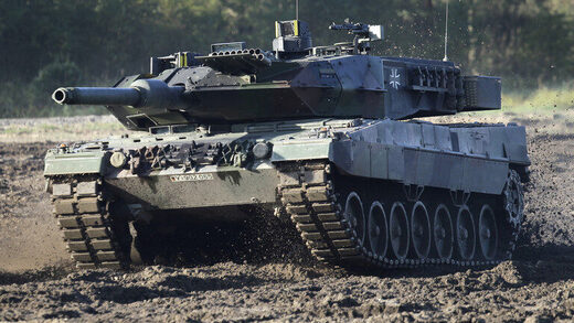 Click to enlarge Leopard 2 tank