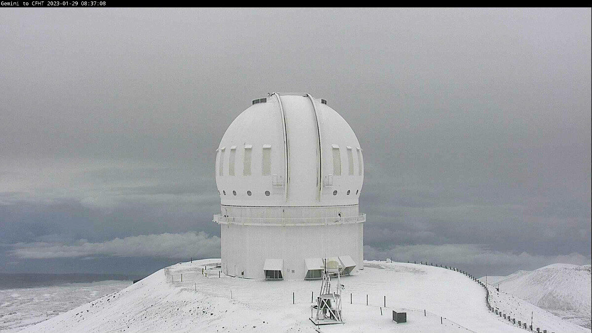 Click to enlarge Maunakea summit image courtesy a Canada-France-Hawaii Telescope webcam
