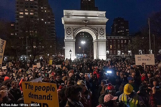 Click to enlarge tyre nichols washington square nyc protest