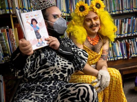 drag queens children
