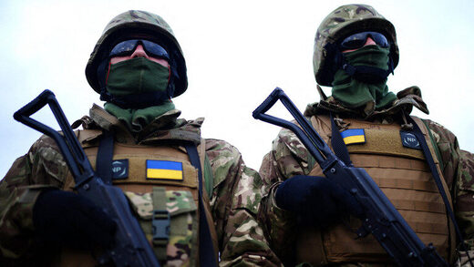 Click to enlarge Ukrainian soldiers