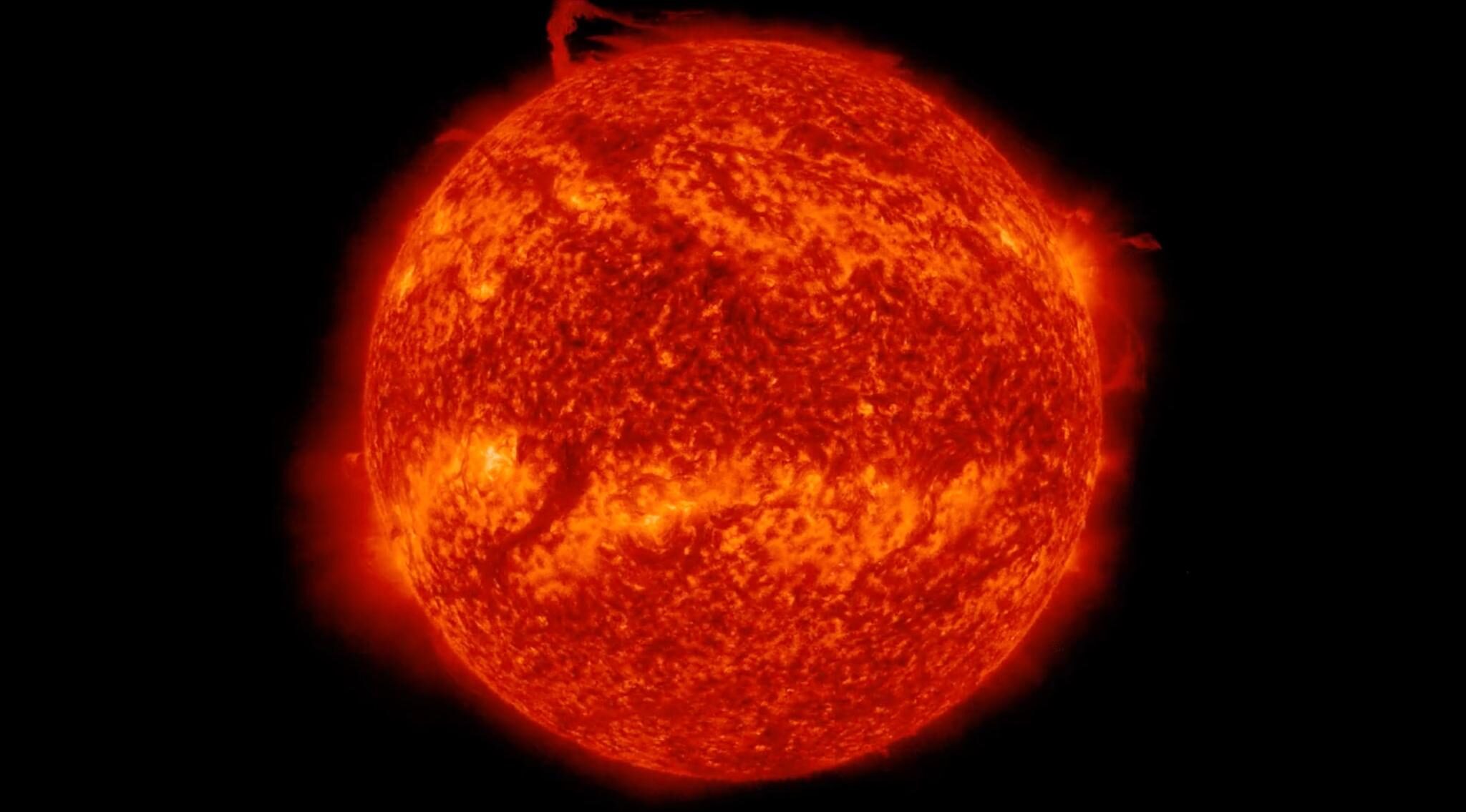 Click to enlarge sun prominence 1