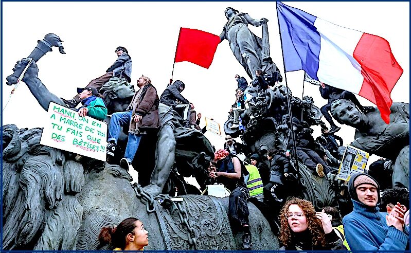 Click to enlarge protesters