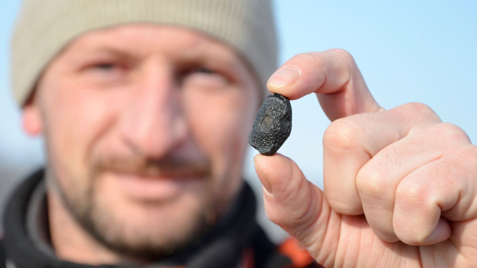 Click to enlarge chelybinsk meteor