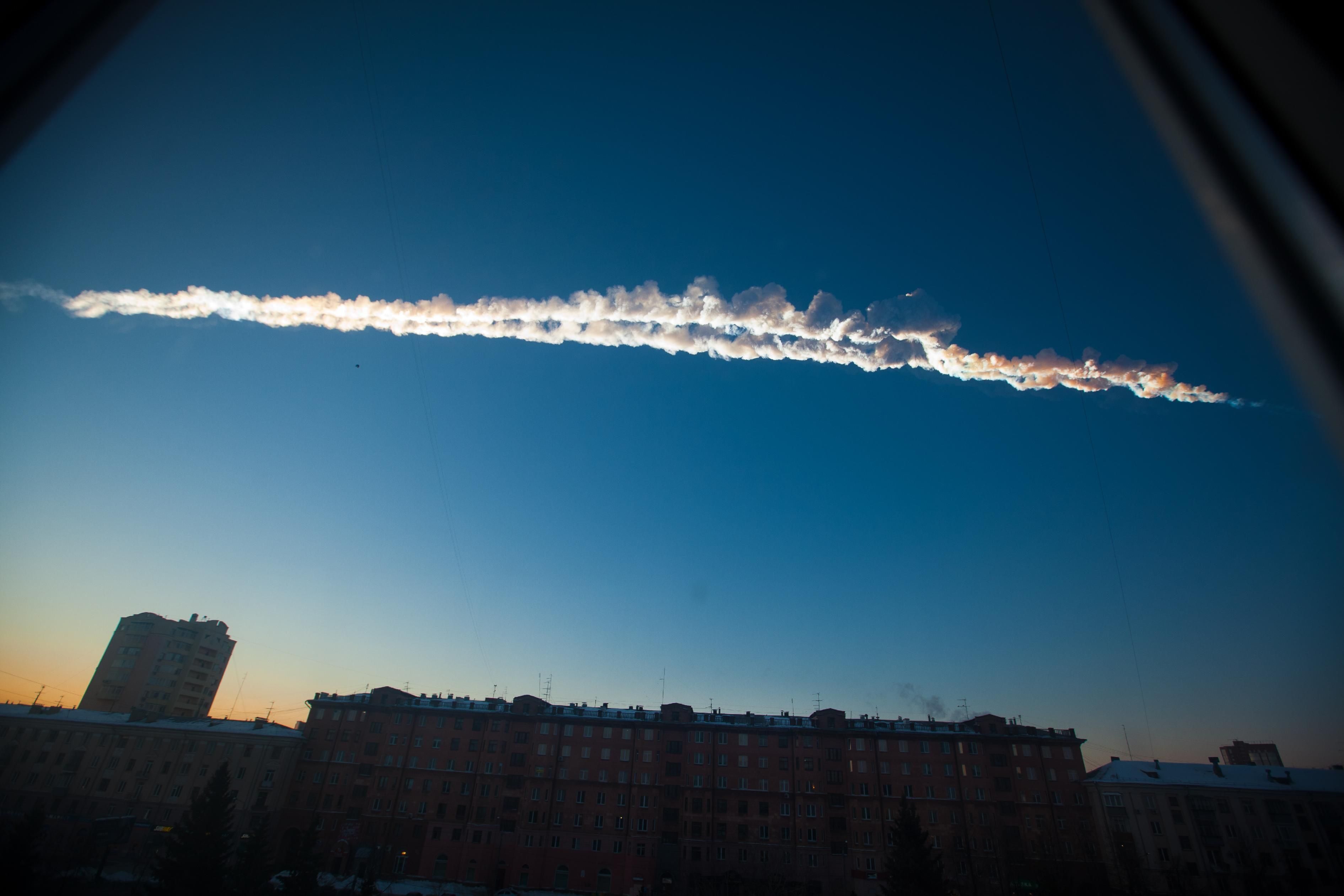 Click to enlarge chelyabinsk meteor