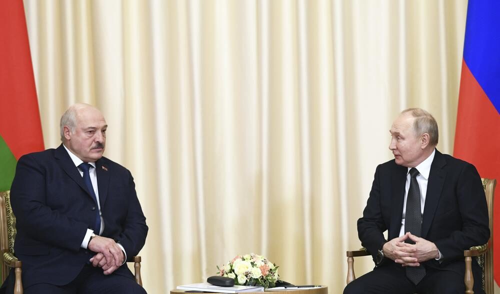 Click to enlarge Putin Lukashenko
