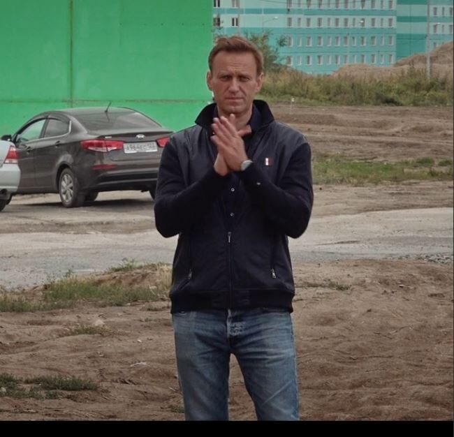 Click to enlarge Navalny