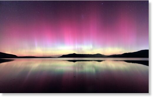 Click to enlarge Aurora Australis (The Southern Lights) appeared over New Zealand's skies on 27 February, 2023.