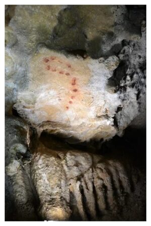 Rock art from Cueva de Malalmuerzo.