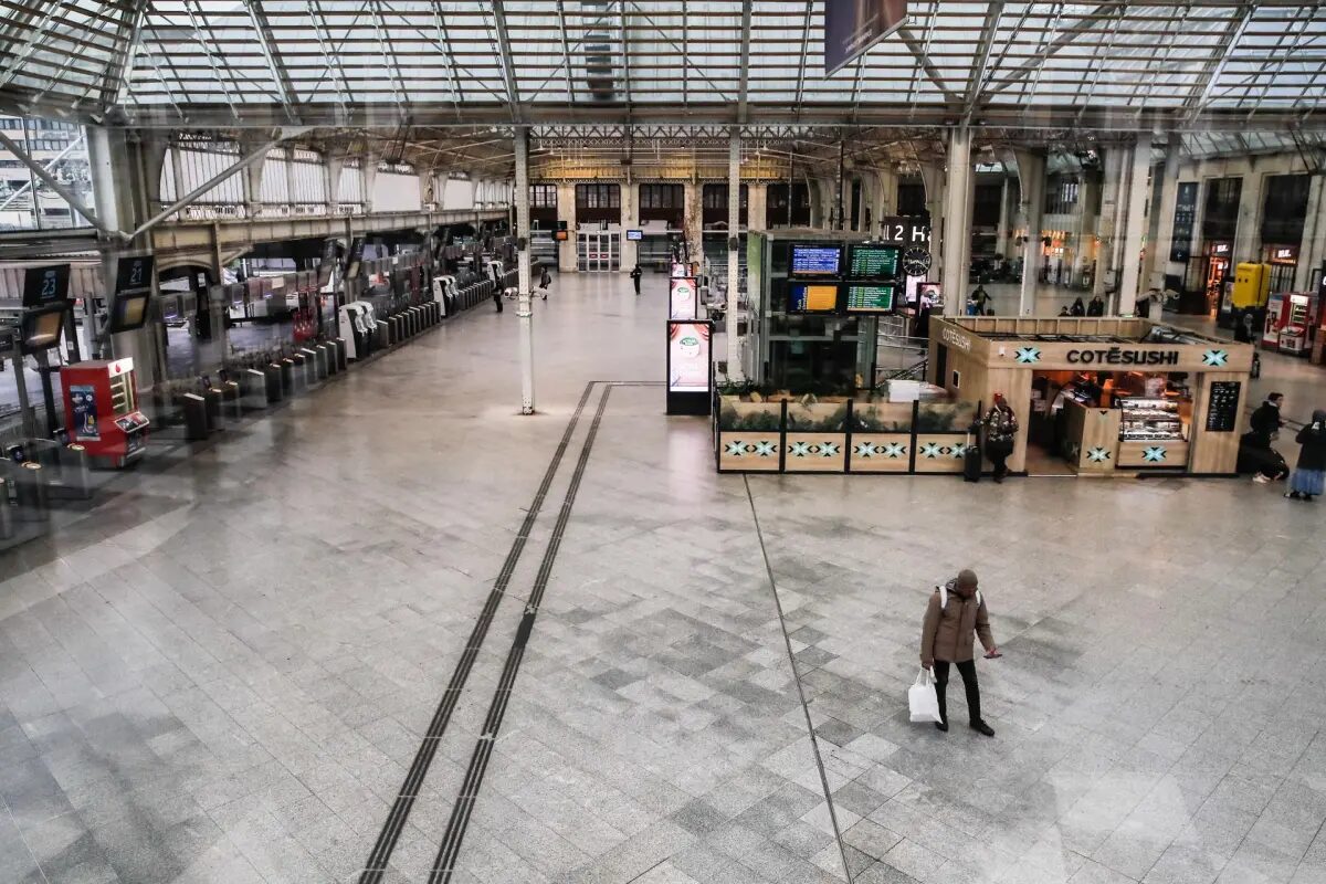 Click to enlarge Gare de Lyon station