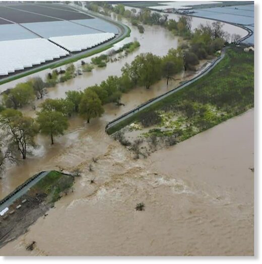 Click to enlarge The Pajaro River’s levee was breached by flooding from another atmospheric river that pummeled California.