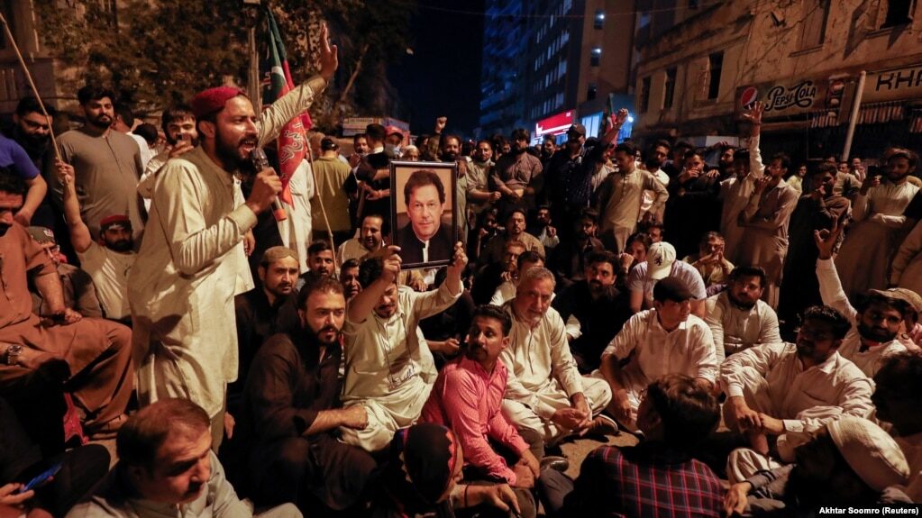 Click to enlarge khan rally