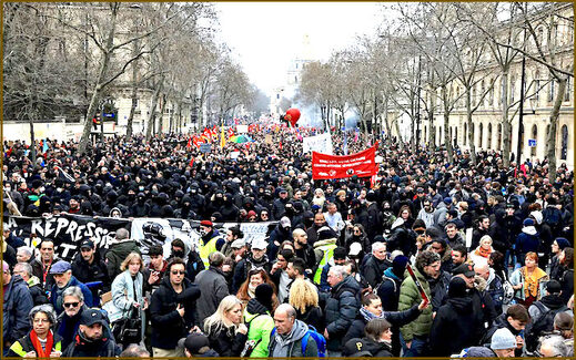 crowd street