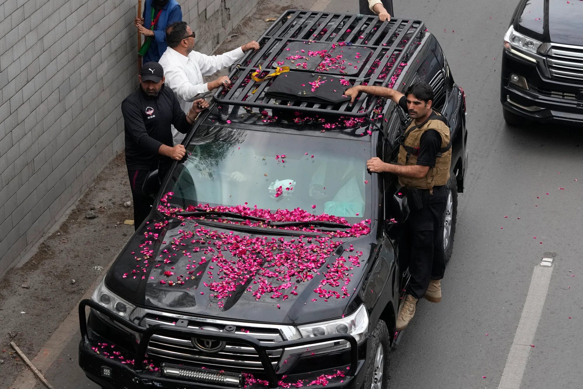Click to enlarge Imran Khan