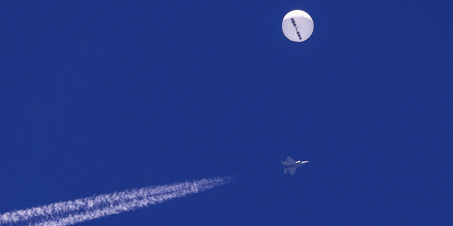 Click to enlarge biden shoot down balloon