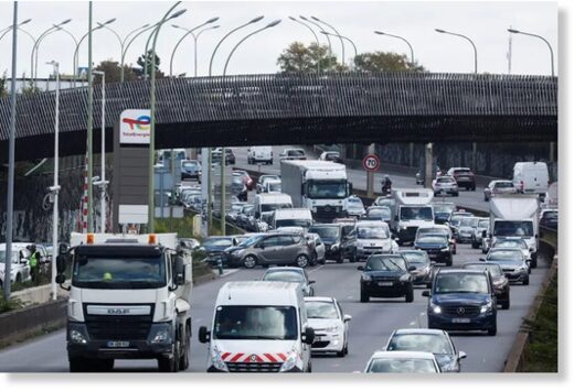 Paris petrol stations