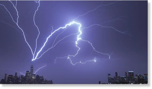 Lightning Strikes One World Trade Center in New York City