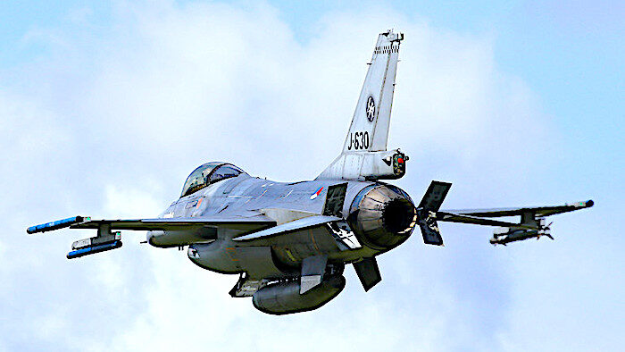 fighter jet