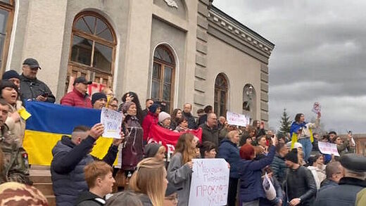 protest ukraine seize orthodox church