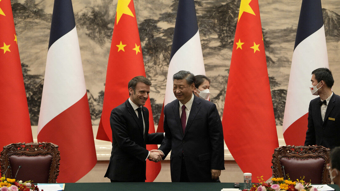 Click to enlarge Xi Macron