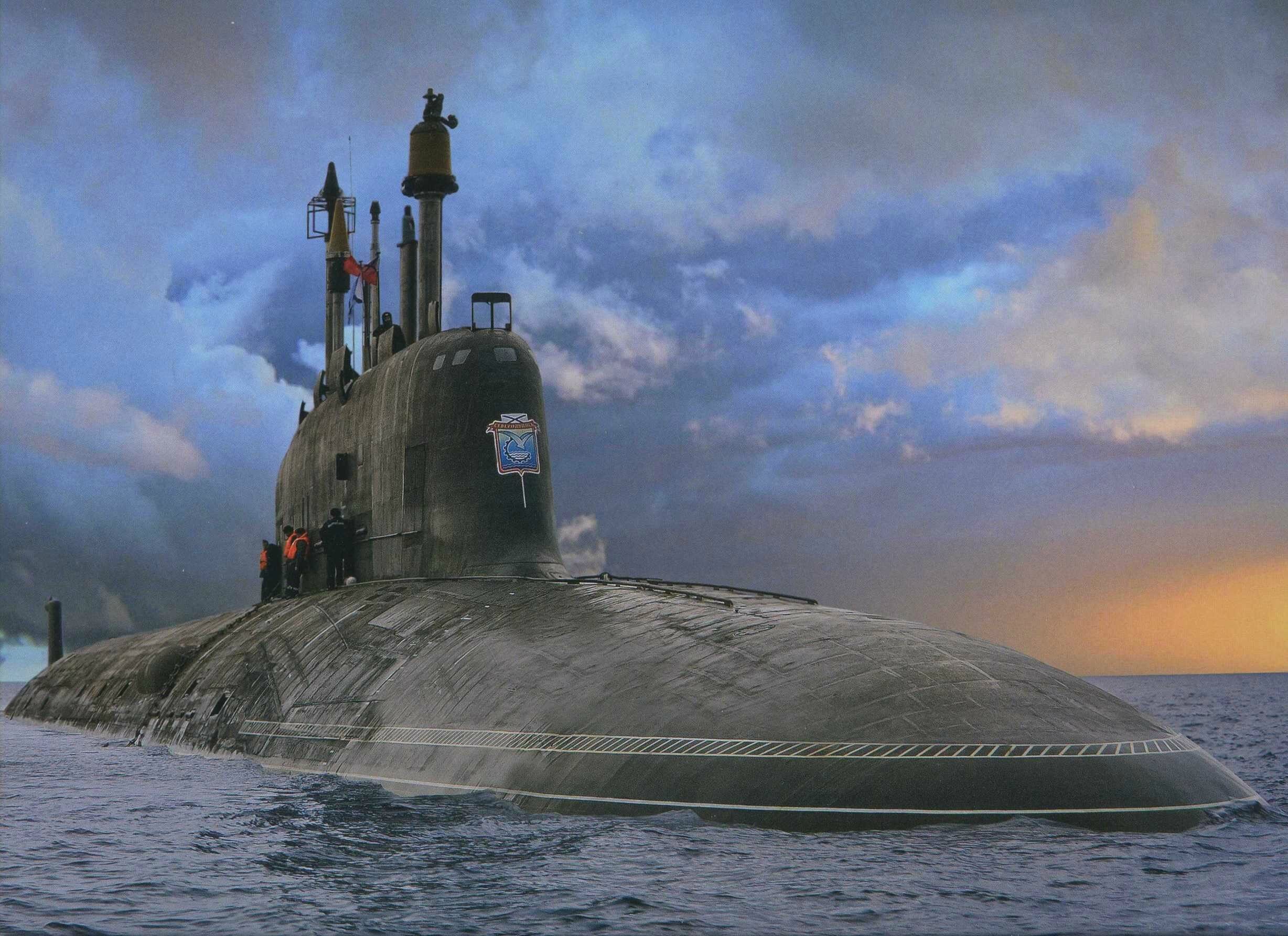 Click to enlarge russian sub